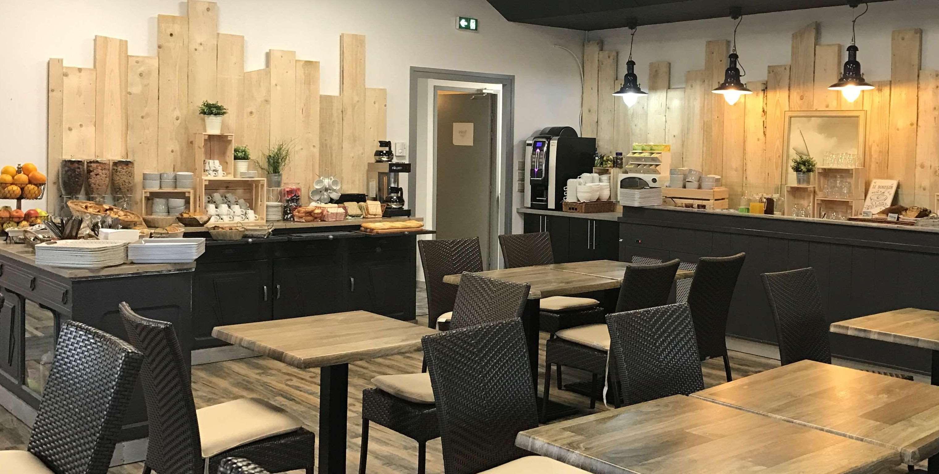 Kyriad Direct Agen Castelculier Eksteriør billede